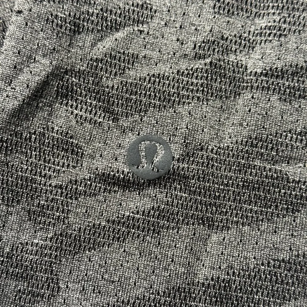 Lululemon Men's Metal Vent Breathe Long Sleeve - Grey - Picture 5 of 8